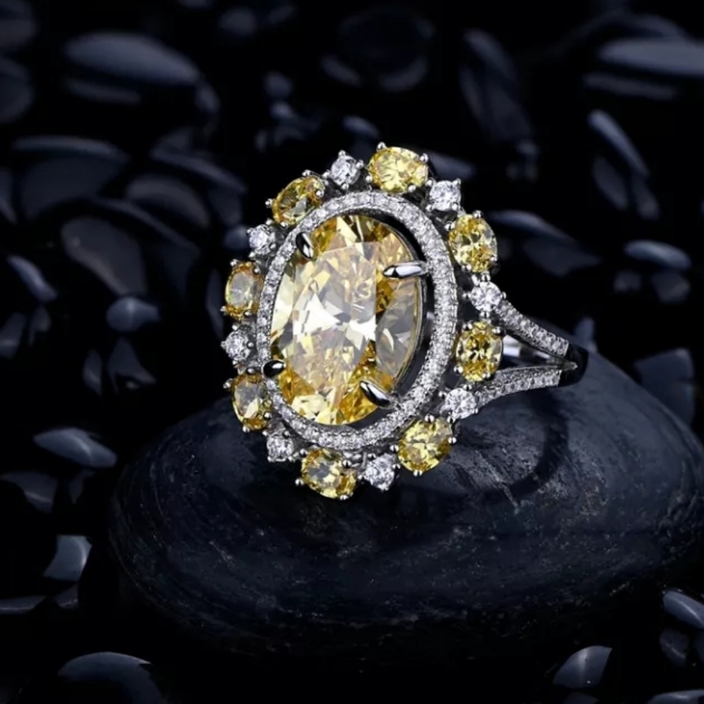 Big Charm Oval Amber Color Adjustable Ring